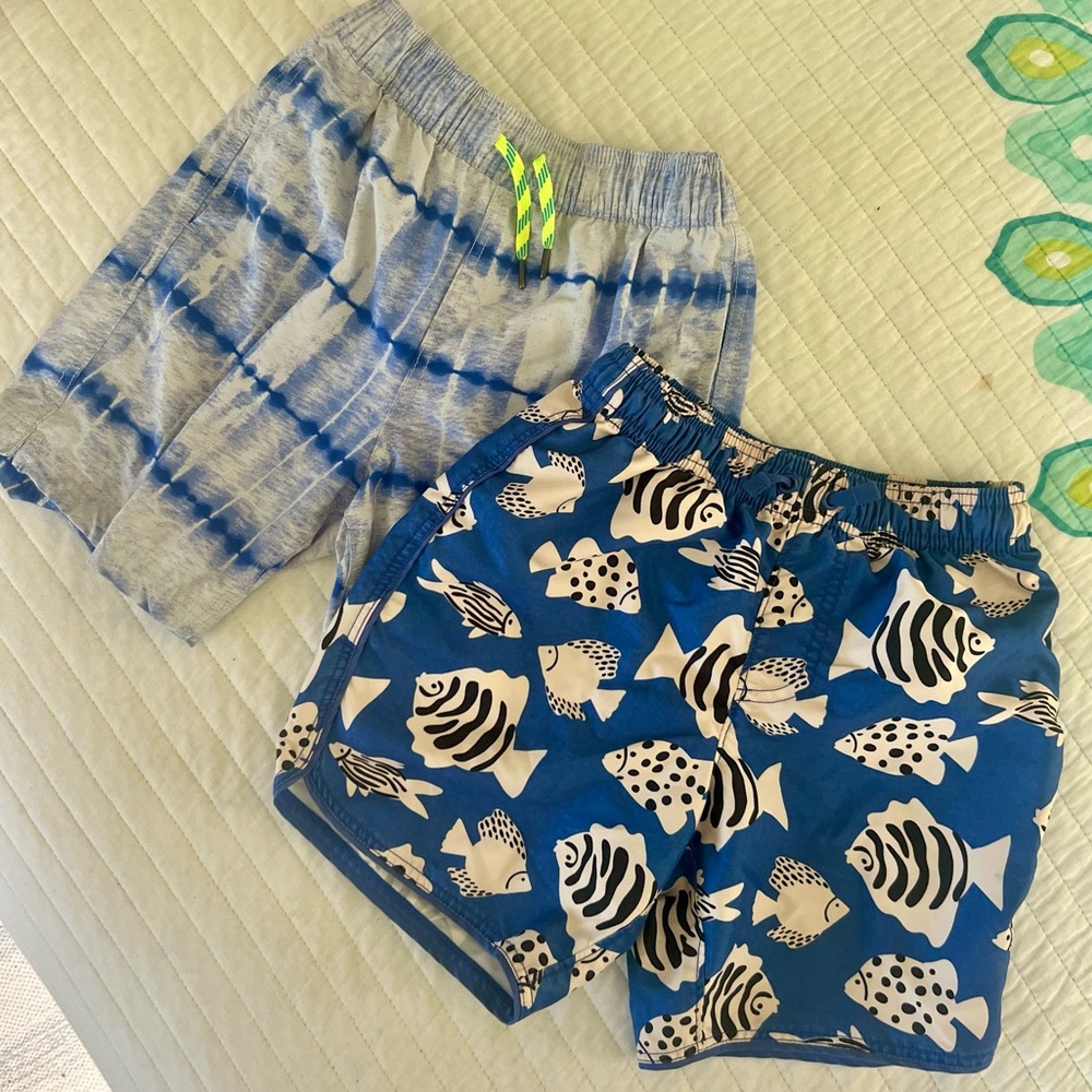 2 pairs of boys swim trunks / sz 8 / Crewcut & Hanna Anderson